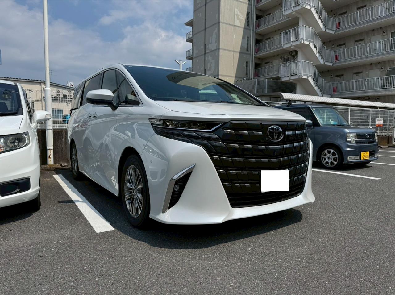 TOYOTA ALPHARD HYBRID Z